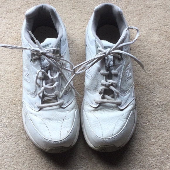 New Balance 927 walking sneaker - Picture 1 of 7